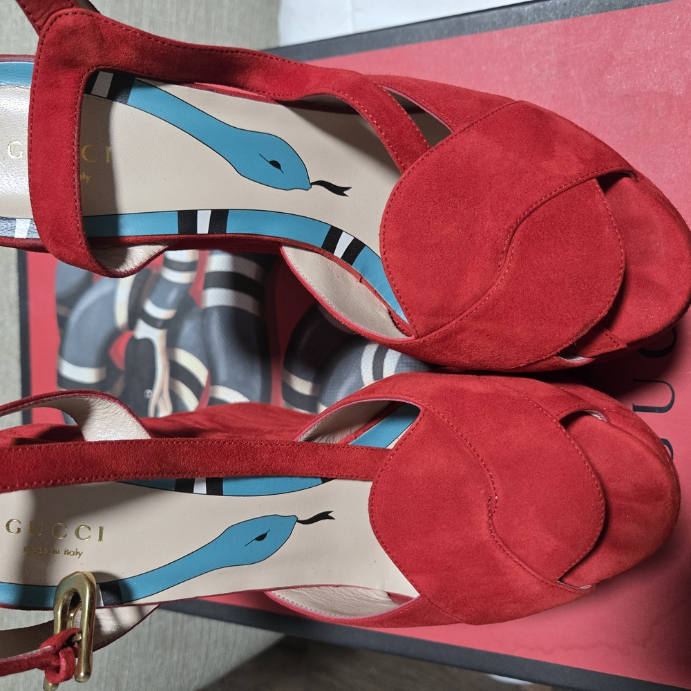 Gucci Red Sandals with Open-Toe Design and High Heel